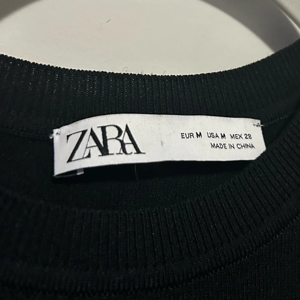 ZARA 3D Flower Mesh Sleeve Black Blouse - Picture 4 of 5